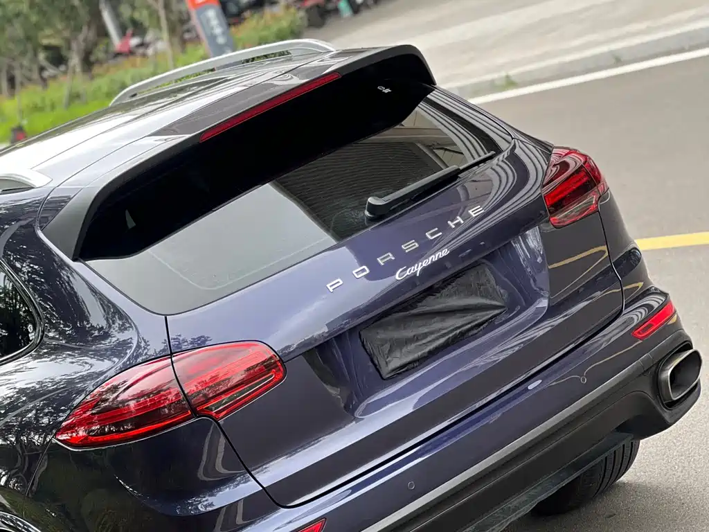 Porsche Cayenne 2017 — фото 9