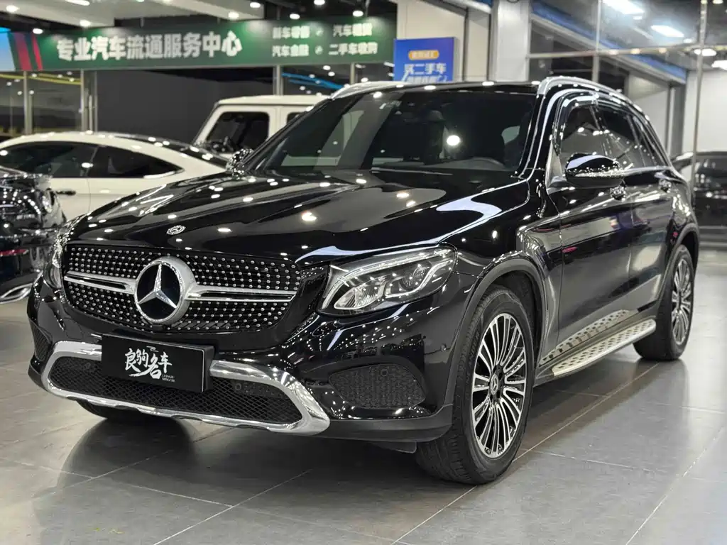 Mercedes-Benz GLC 2019 — фото 1