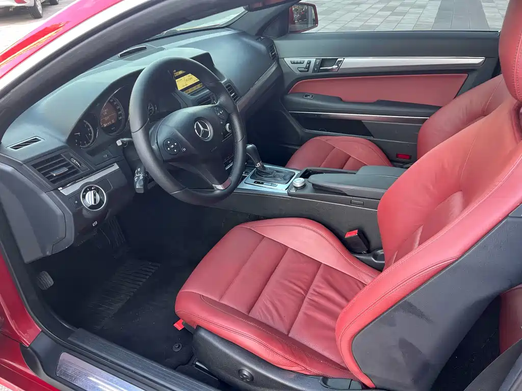 Mercedes-Benz E-Class 2011 — фото 12