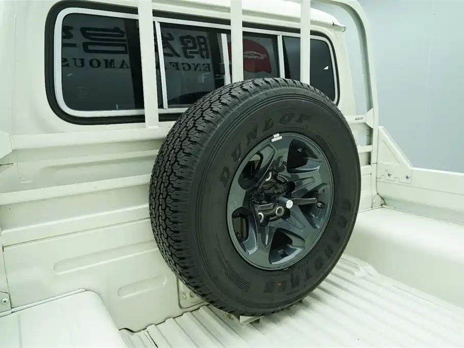 Toyota Land Cruiser 2022 — фото 15