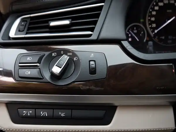 BMW 7 Series 2010