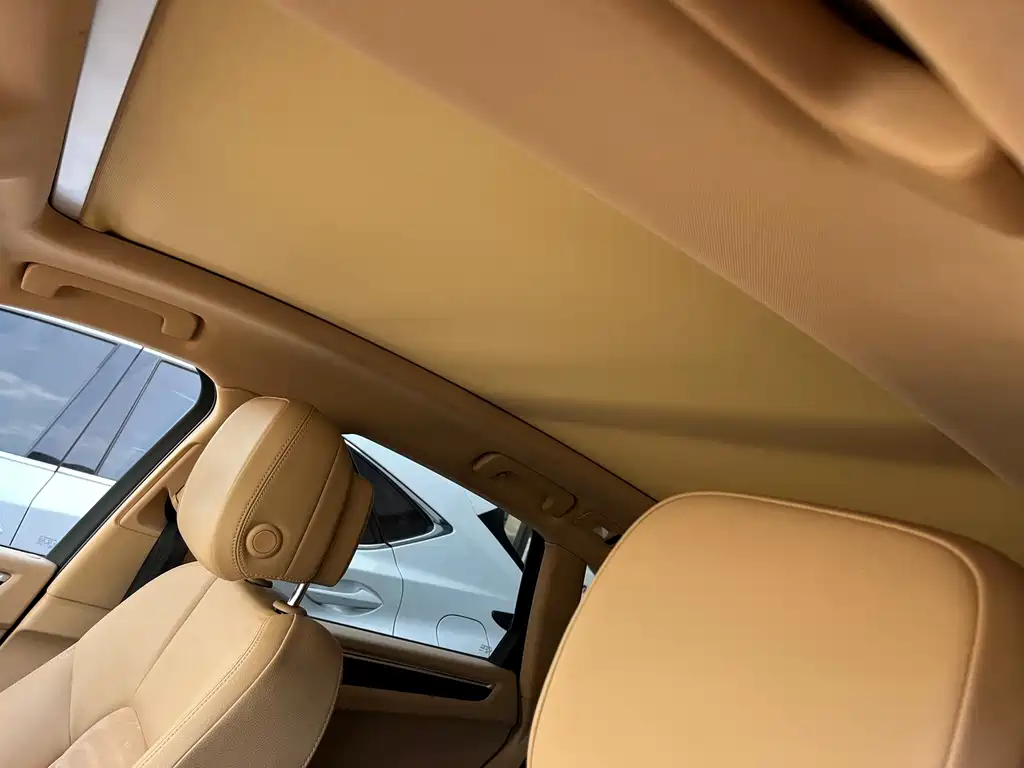 Porsche Macan 2016 — фото 13