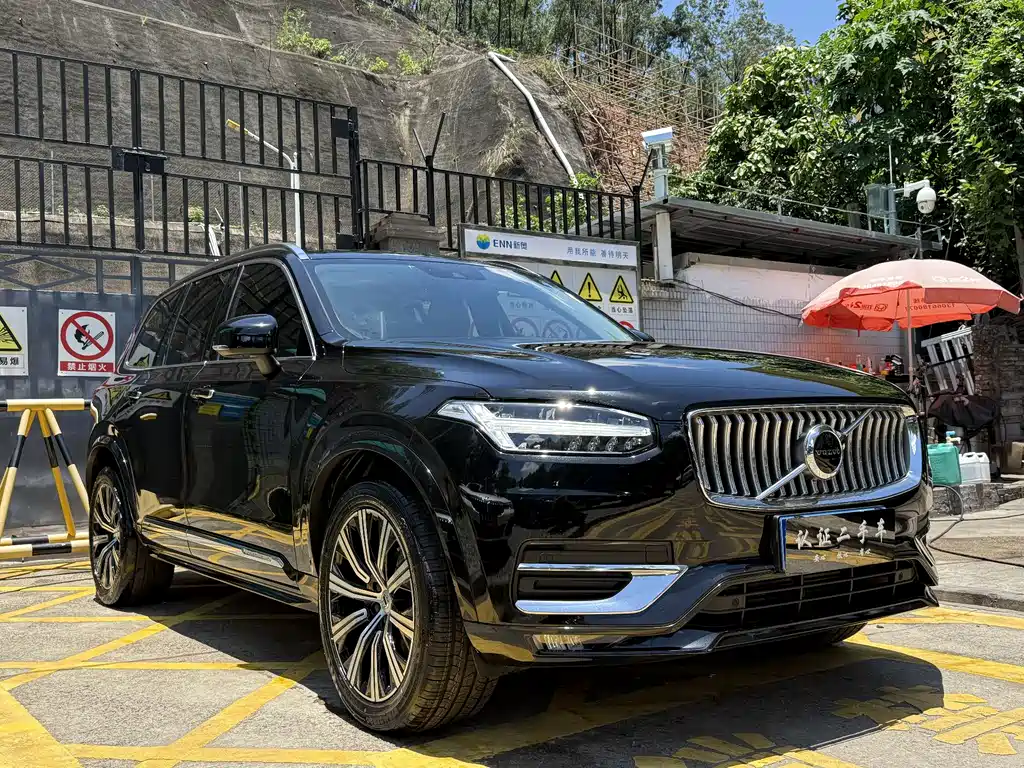 Volvo XC90 2020 — фото 2