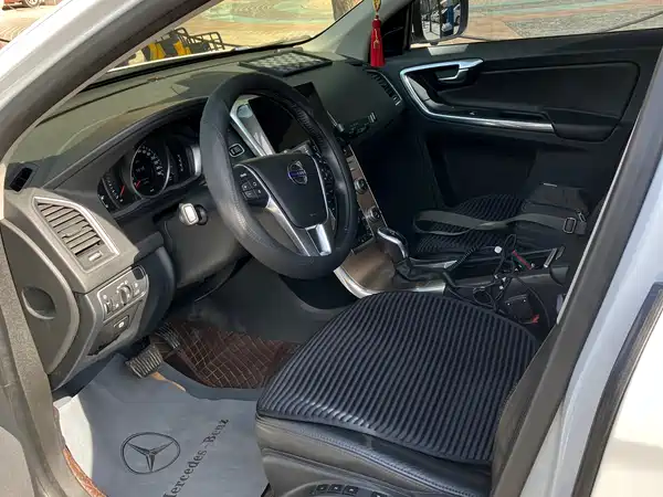 Volvo XC60 2017