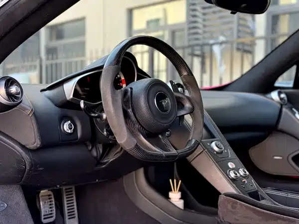 McLaren 12C 2013