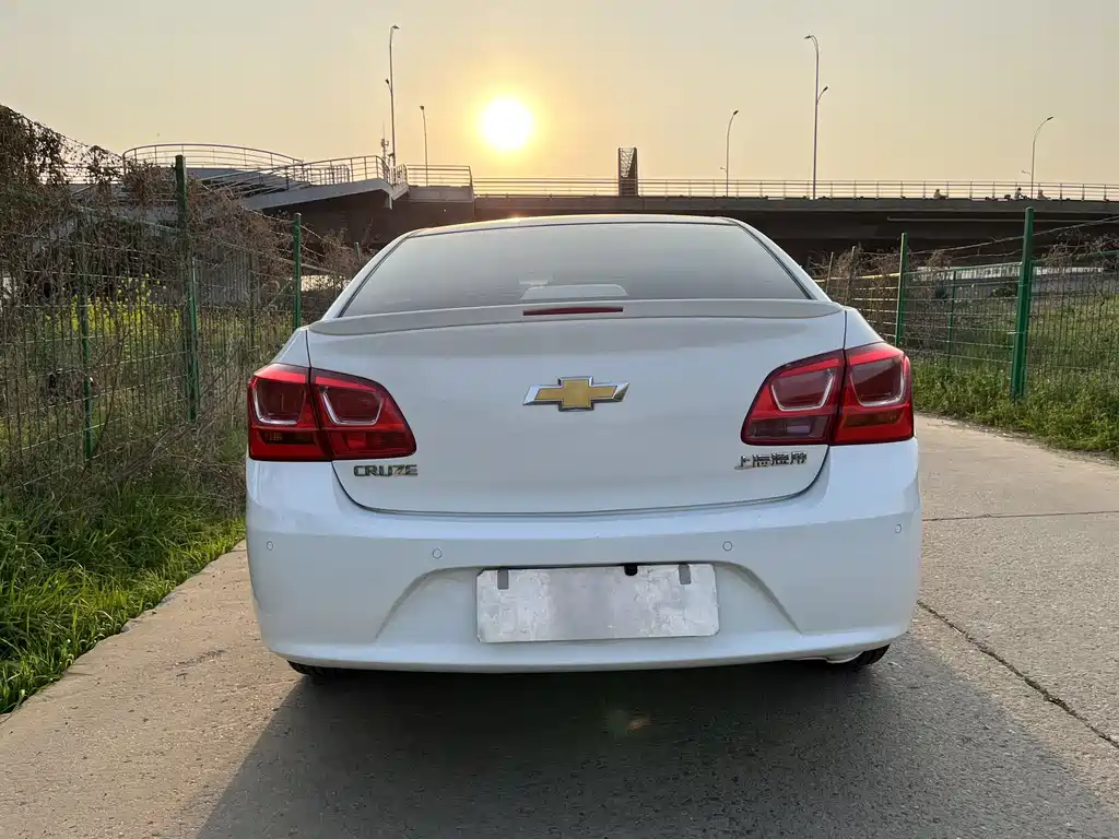 Chevrolet Cruze 2015 — фото 4