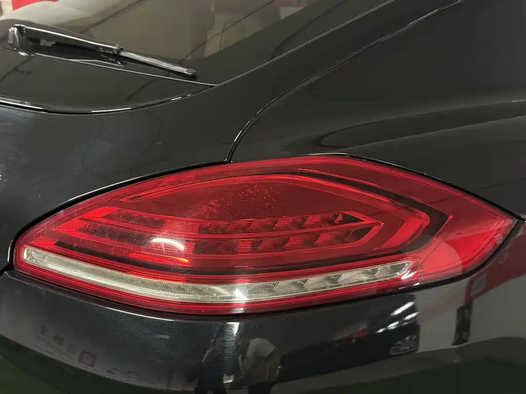 Porsche Panamera 2014 — фото 17