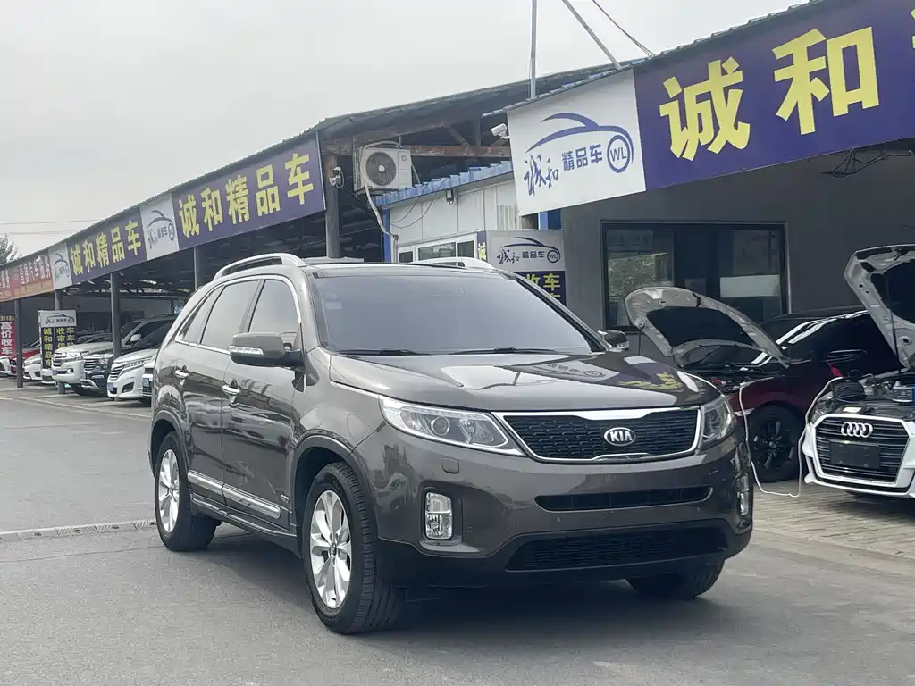 Kia Sorento 2013 — фото 2