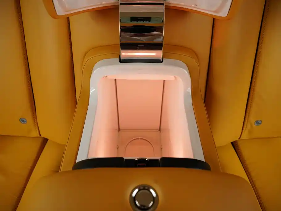 Rolls-Royce Phantom 2014 — фото 17