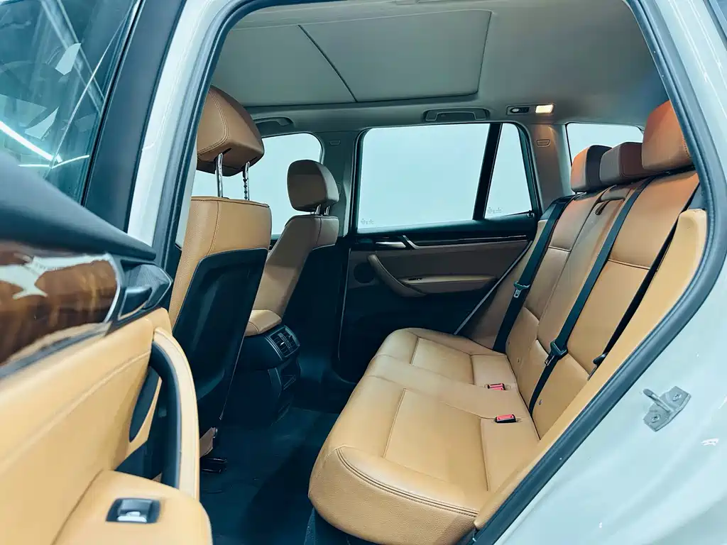 BMW X3 2015 — фото 36