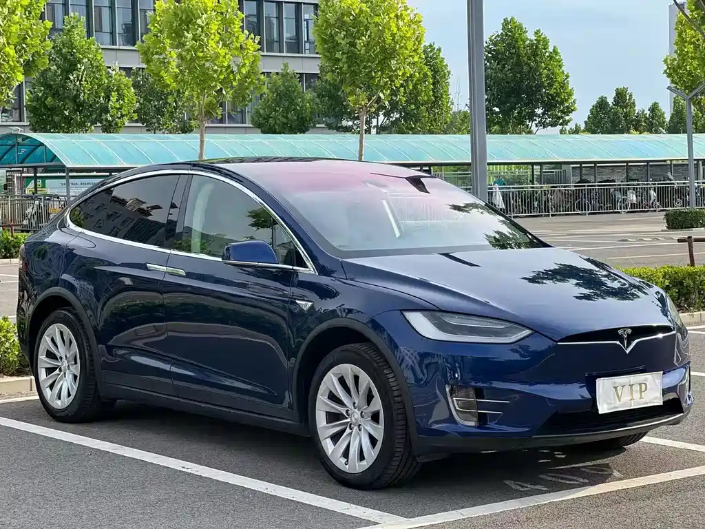 Tesla Model X 2017