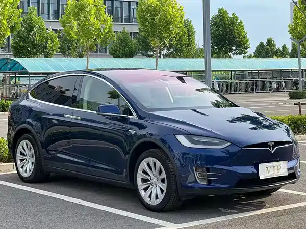 Tesla Model X 2017