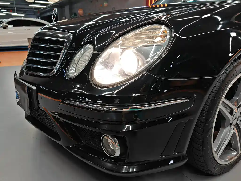 Mercedes-Benz E-Class AMG 2008 — фото 3