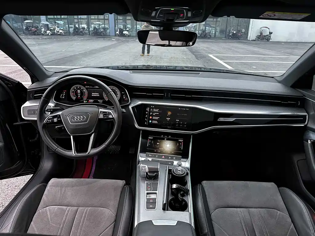 Audi A6L 2022 — фото 9