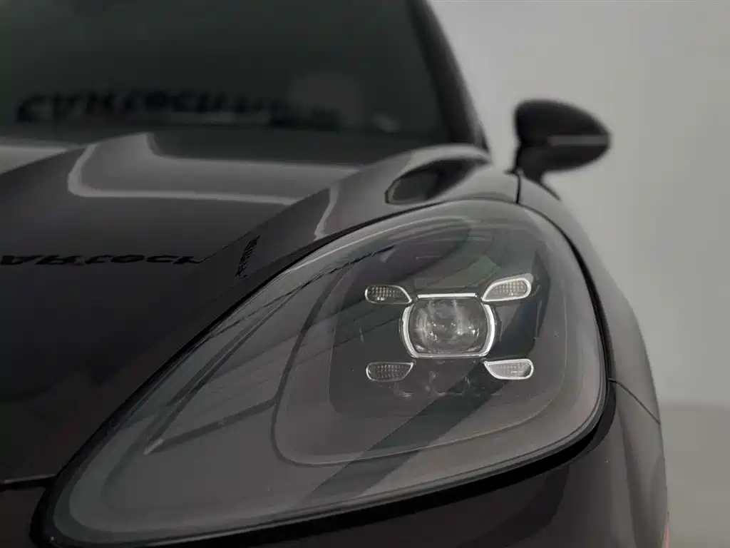 Porsche Cayenne 2019 — фото 14
