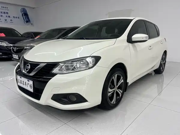 Nissan Tiida 2020