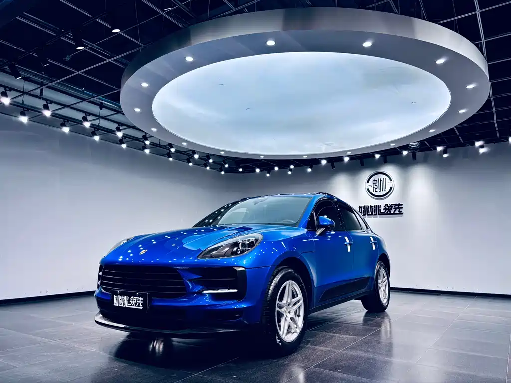 Porsche Macan 2019 — фото 1