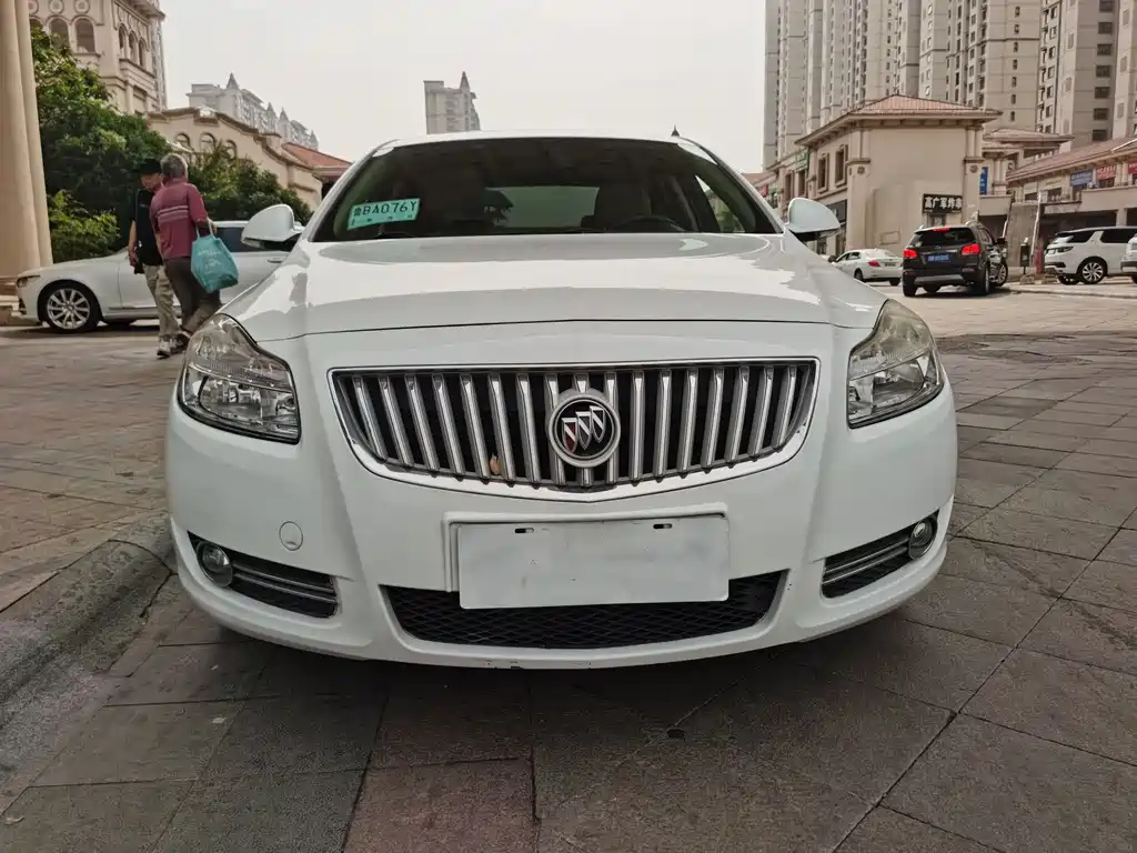 Buick Regal 2013 — фото 2