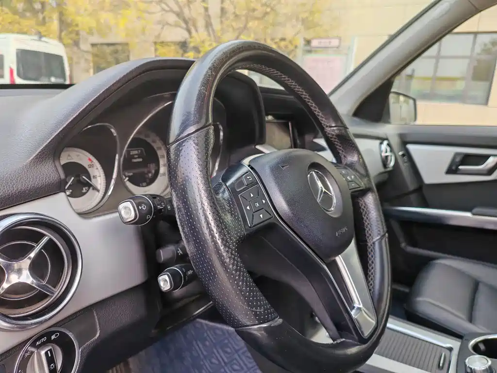 Mercedes-Benz GLK-Class 2013 — фото 11