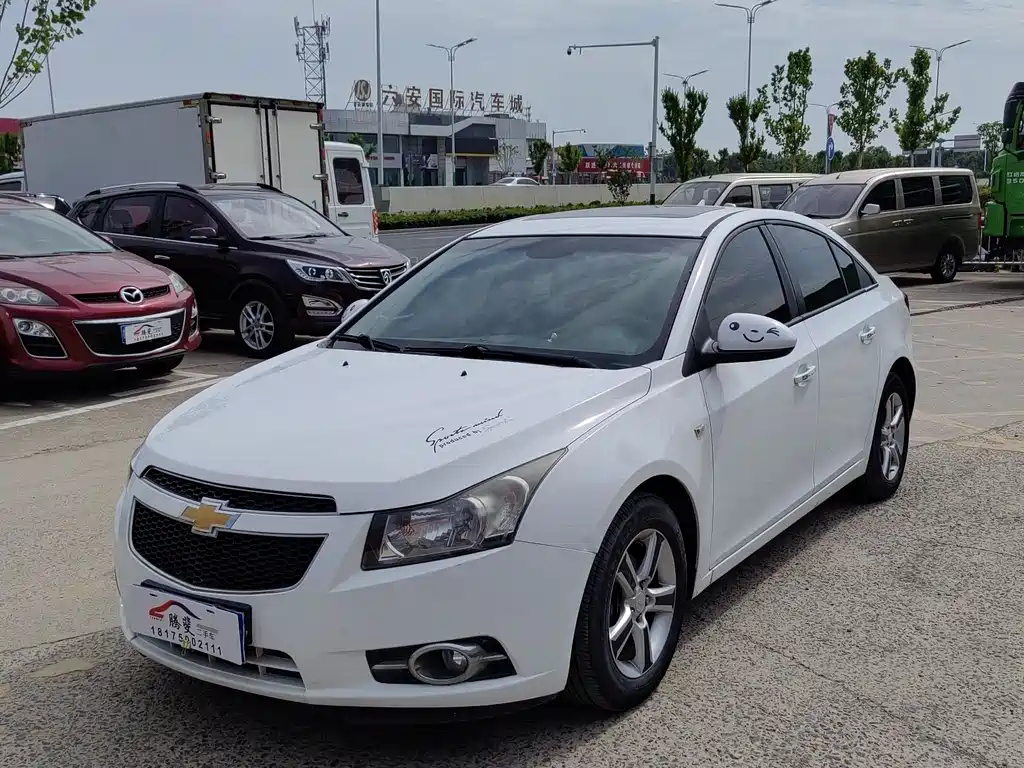 Chevrolet Cruze 2014 — фото 1