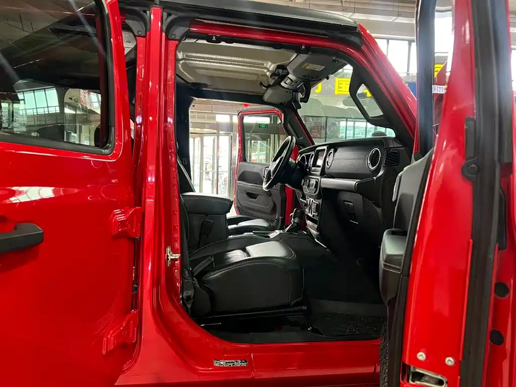 Jeep Wrangler 2019 — фото 14