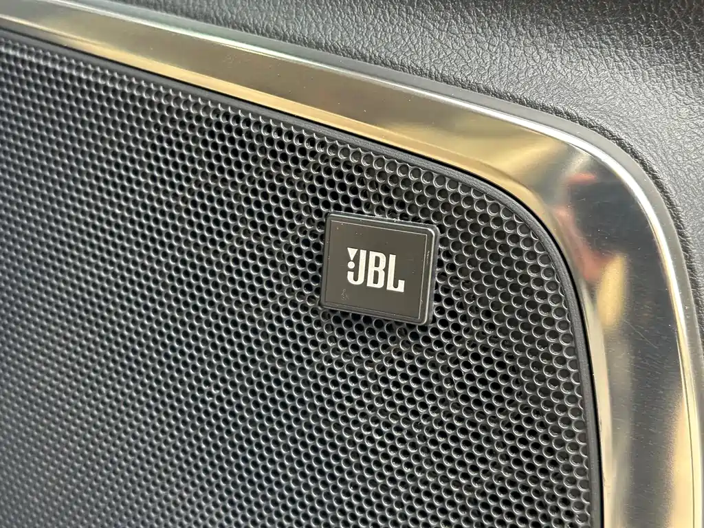 Toyota Alphard 2021 — фото 7