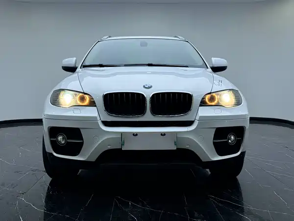 BMW X6 2012
