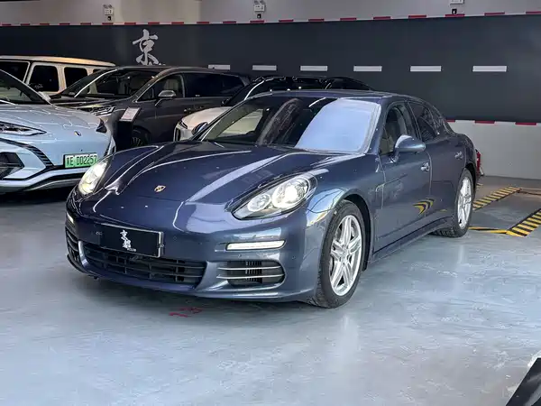 Porsche Panamera 2014