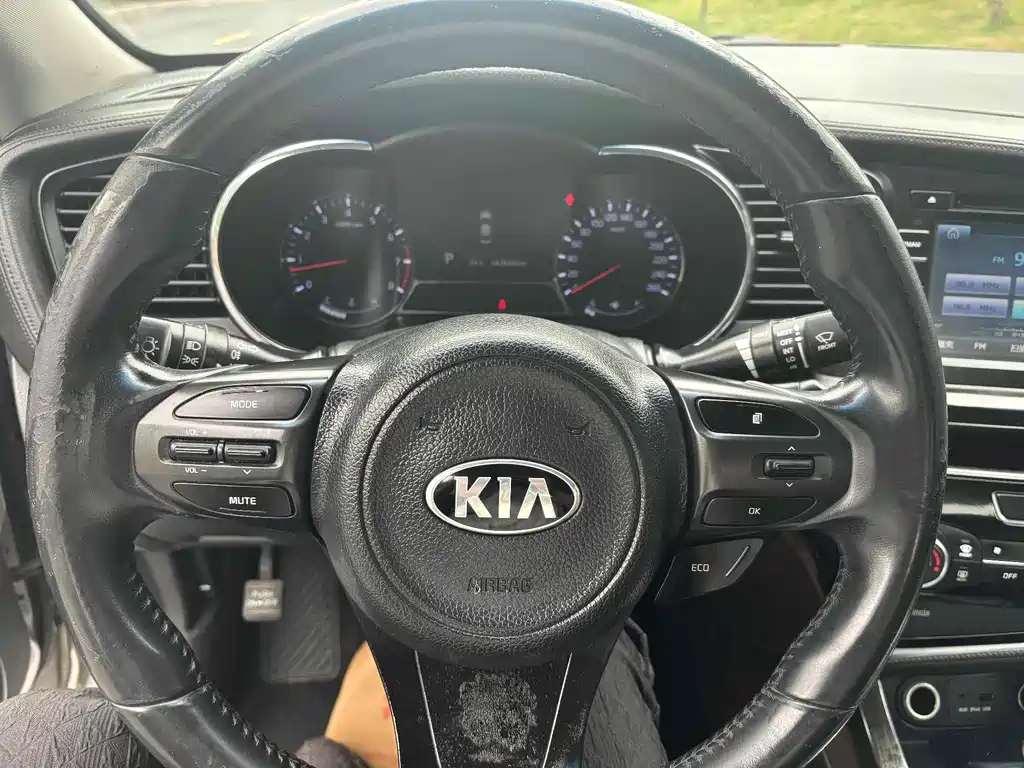 Kia K5 2014 — фото 11