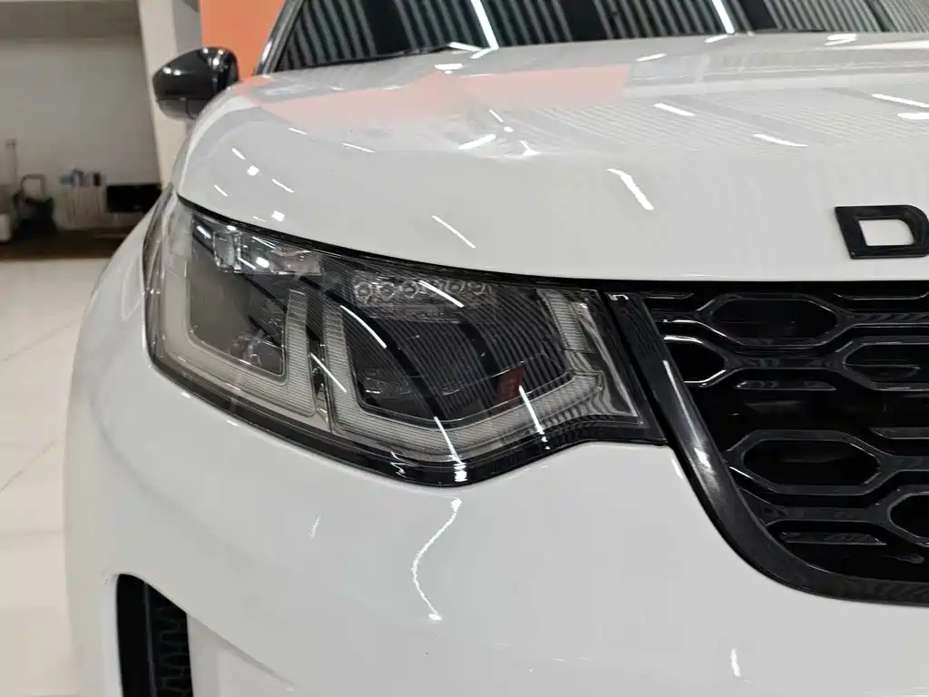 Land Rover Discovery Sport 2023 — фото 14