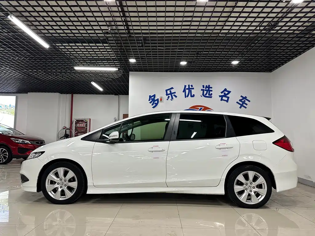 Honda Jade 2016 — фото 9