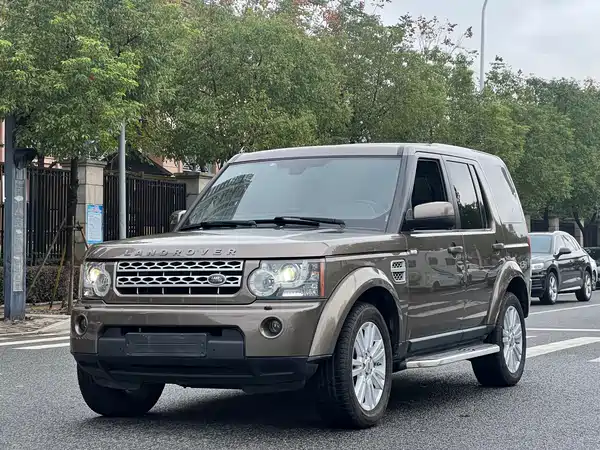 Land Rover Discovery 2012