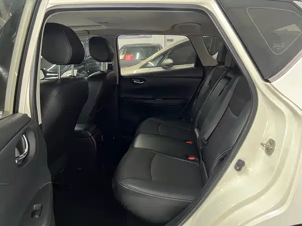 Nissan Tiida 2020
