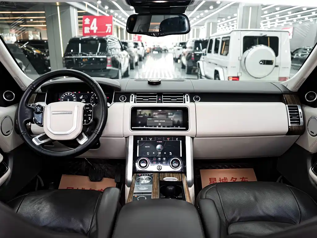 Land Rover Range Rover 2018 — фото 15