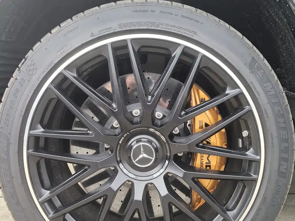 Mercedes-Benz GLS AMG — фото 14