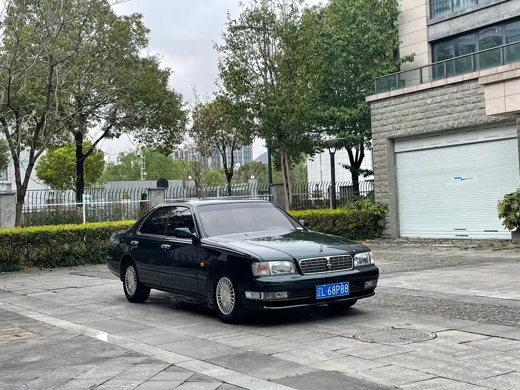 Nissan Cedric 1997 — фото 2