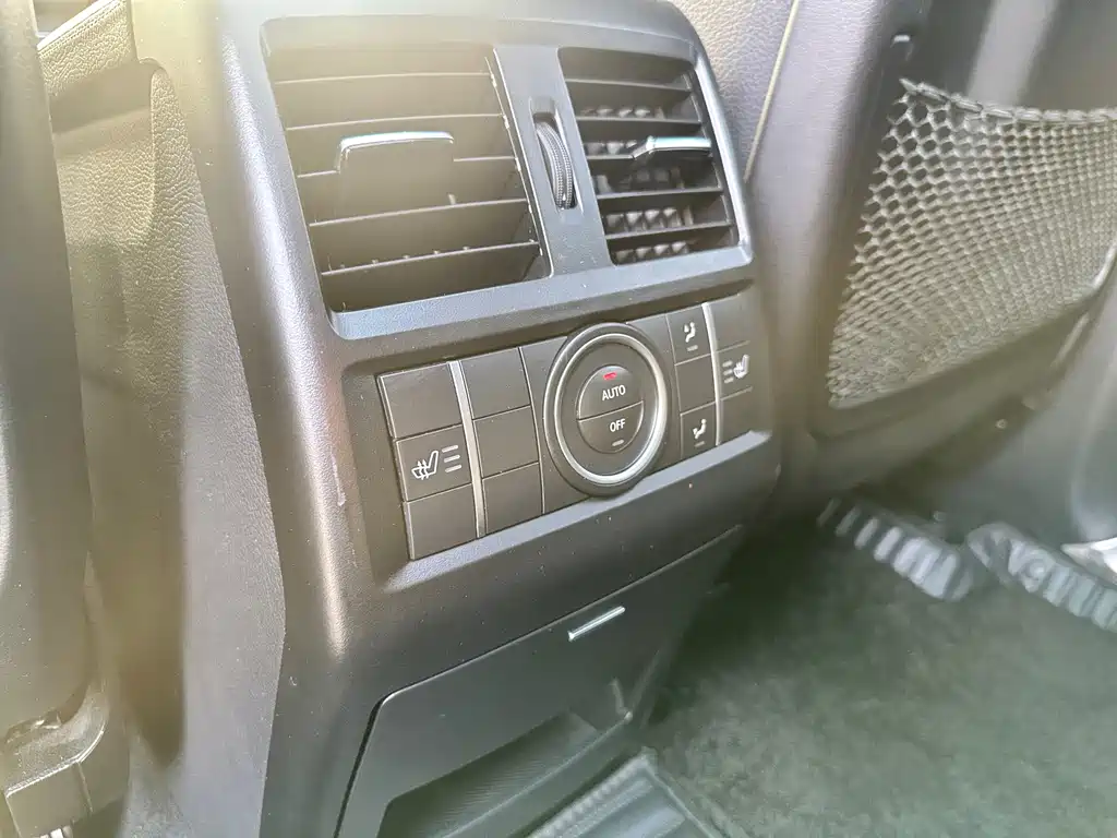 Mercedes-Benz GLS 2017 — фото 20
