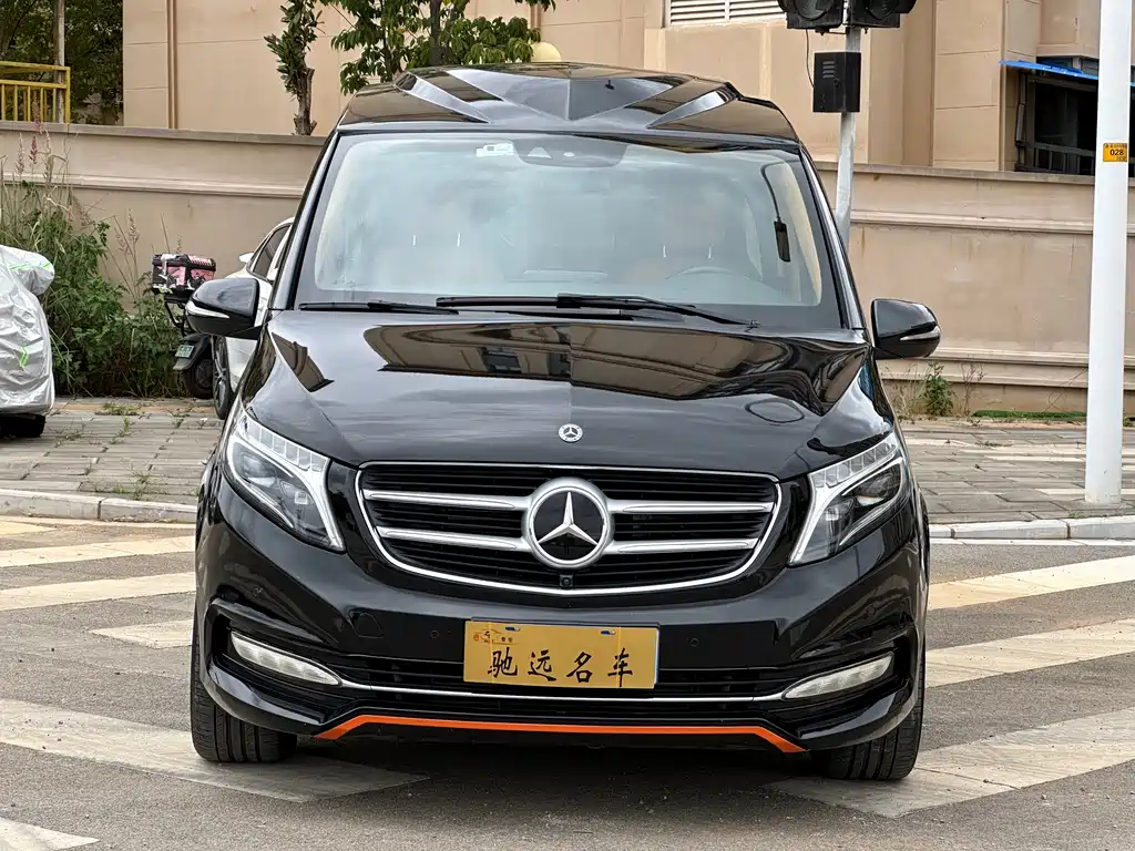 Mercedes-Benz V-Class 2021 — фото 3