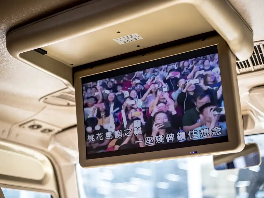 Toyota Coaster 2020 — фото 10