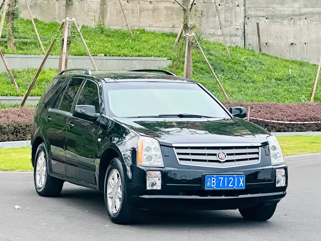 Cadillac SRX 2006 — фото 2