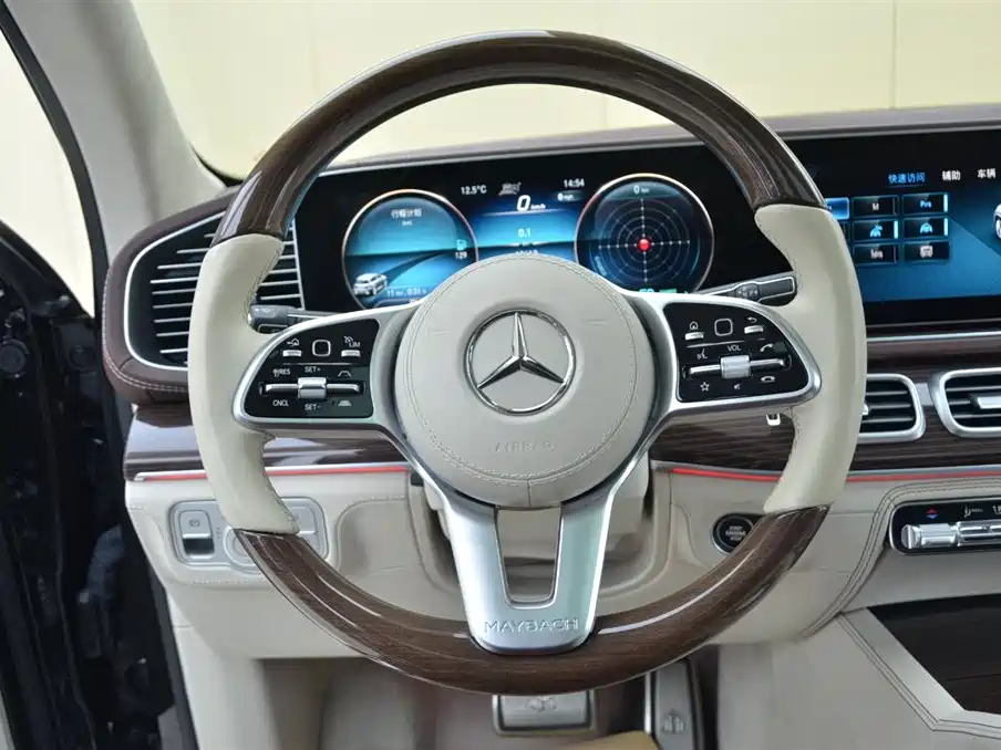 Mercedes-Benz GLS 2023 — фото 10