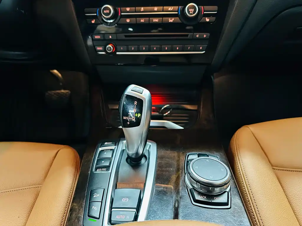 BMW X3 2015 — фото 12