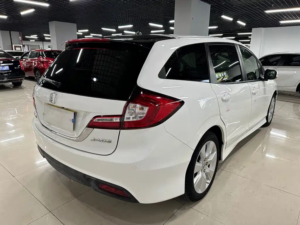 Honda Jade 2016 — фото 16