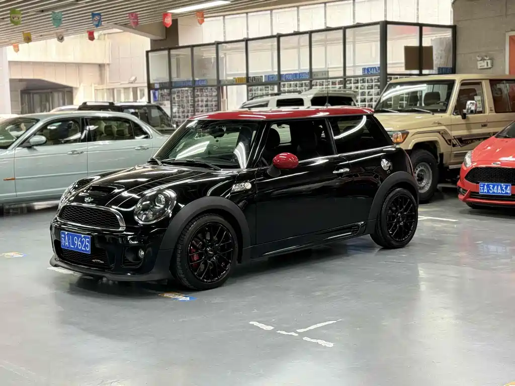 MINI JCW 2014