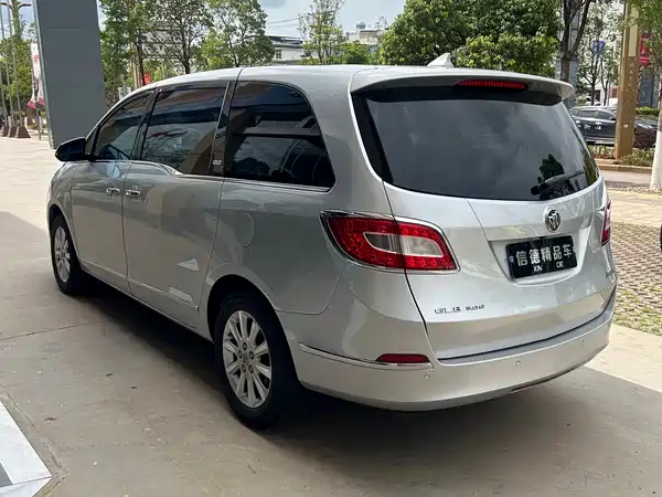 Buick GL8 2012