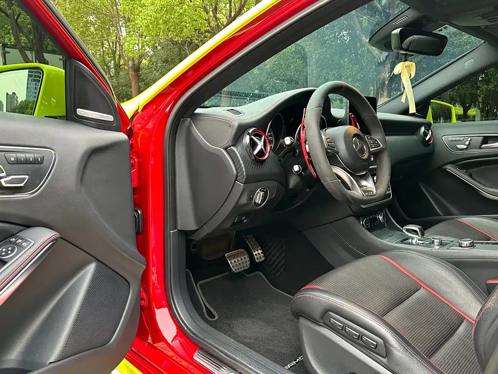 Mercedes-Benz A-Class AMG 2018 — фото 8