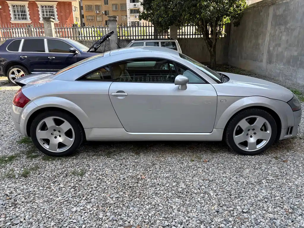 Audi TT 2005 — фото 2