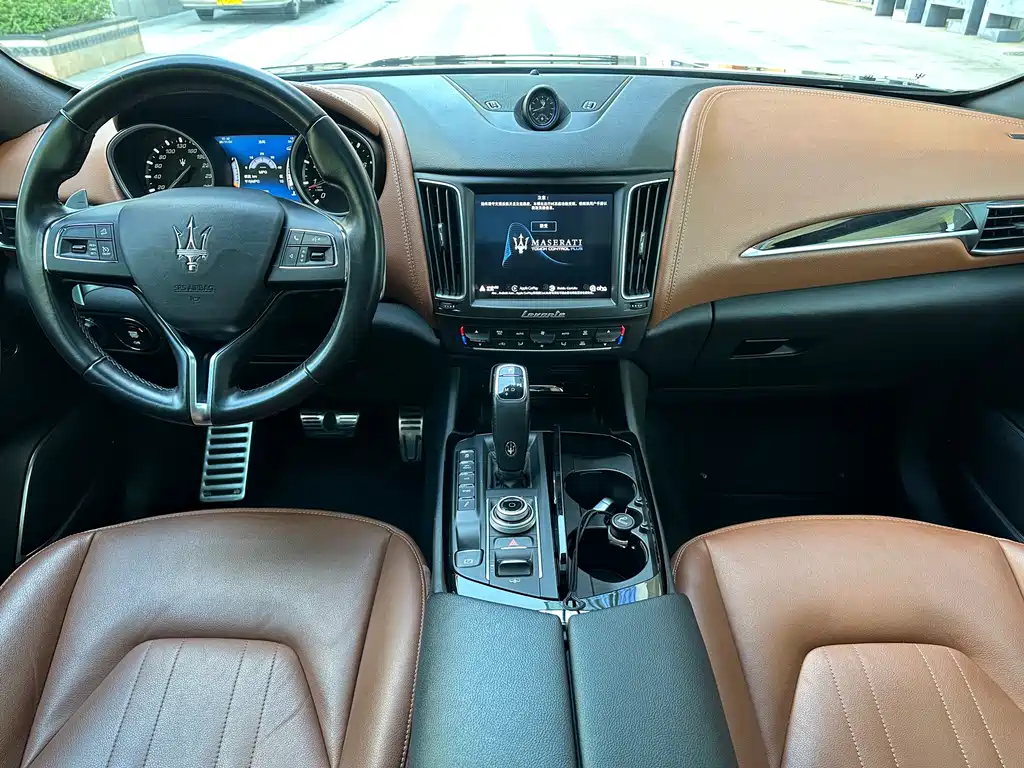 Maserati Levante 2020 — фото 13
