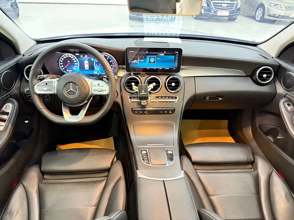 Mercedes-Benz C-Class 2020 — фото 6
