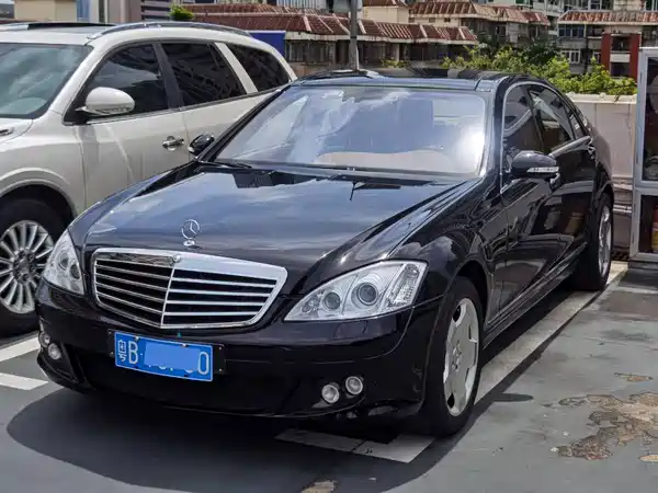 Mercedes-Benz S-Class 2008